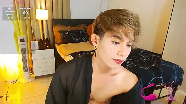 Snapshot of WildestTwink chatting on 10, 7, 2026 WildestTwink online show from 10, 7, 2026