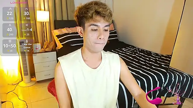 Snapshot of WildestTwink chatting on 28, 7, 2026 WildestTwink online show from 28, 7, 2026