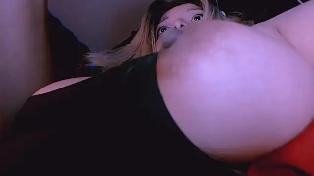 Honey Lucy1 online show from 22, 7, 2026