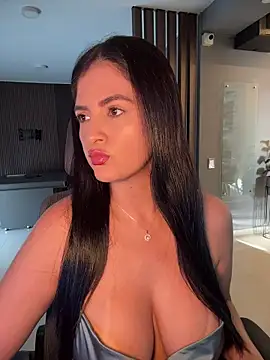 Carolina Novoa online show from 8, 10, 2025