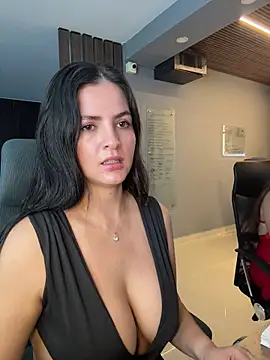 Carolina Novoa online show from 25, 7, 2026