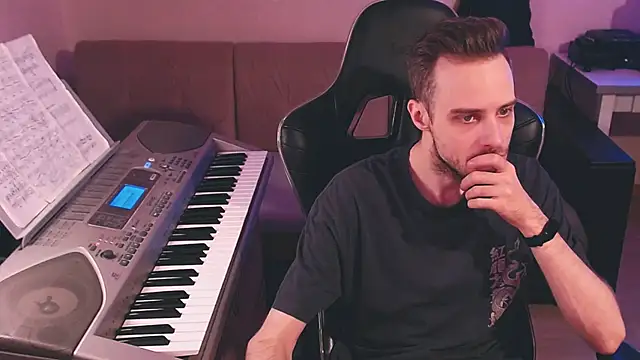 Snapshot of Sweetparker chatting on 27, 10, 2025 Sweetparker online show from 27, 10, 2025