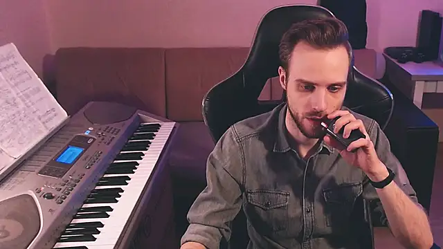 Snapshot of Sweetparker chatting on 24, 11, 2025 Sweetparker online show from 24, 11, 2025