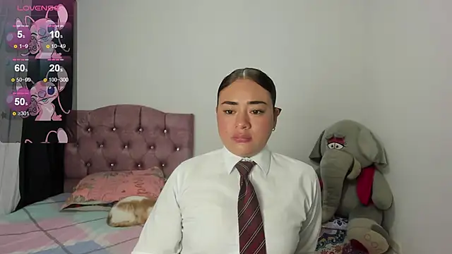 ReyleDoll online show from 23, 4, 2026