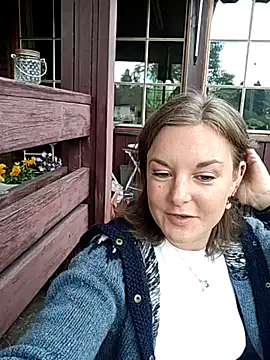 SwedishJennifer online show from 10, 6, 2026