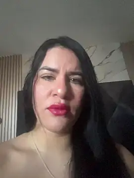 Zafira Alabi online show from 4, 12, 2025