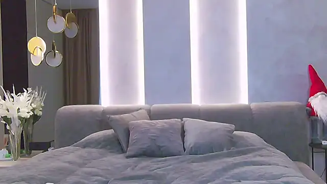 Snapshot of Sinful_Eyes chatting on 6, 12, 2024 Sinful Eyes online show from 6, 12, 2024