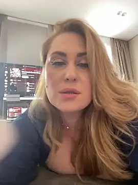 Snapshot of Sinful_Eyes chatting on 22, 3, 2025 Sinful Eyes online show from 22, 3, 2025