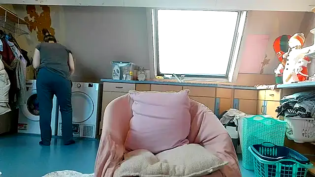 Snapshot of SexyAmanda32 chatting on 4, 12, 2025 SexyAmanda32 online show from 4, 12, 2025