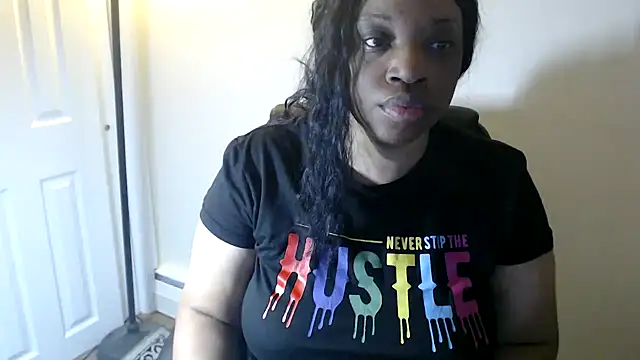 Sexymona1218 online show from 18, 4, 2026