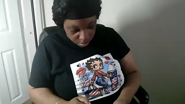 Sexymona1218 online show from 5, 7, 2026