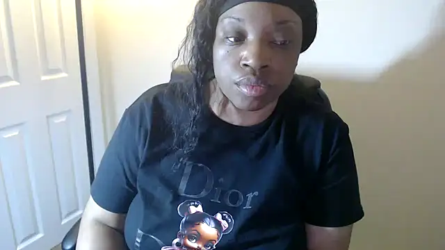 Sexymona1218 online show from 25, 7, 2026