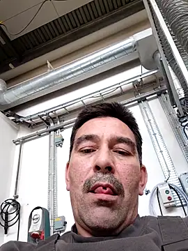 dick81 online show from 15, 5, 2026
