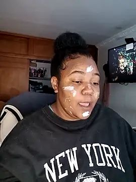 Snapshot of Daddys_girl1 chatting on 5, 12, 2025 Daddys girl1 online show from 5, 12, 2025