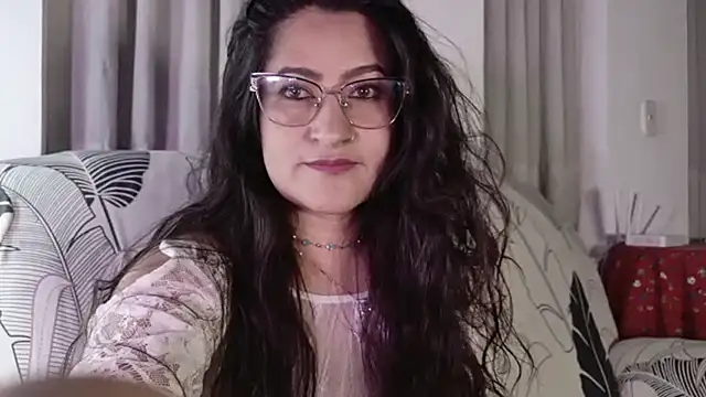 Snapshot of DeesseLuxure chatting on 15, 1, 2026 DeesseLuxure online show from 15, 1, 2026