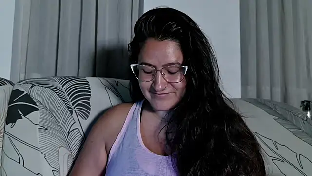 DeesseLuxure online show from 2, 5, 2026