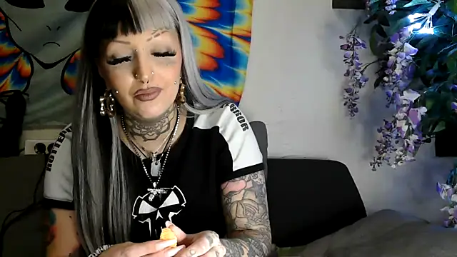 RoxxyInk online show from 13, 1, 2025