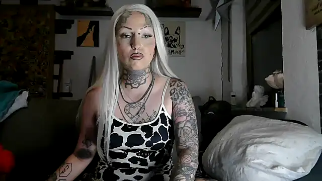 RoxxyInk online show from 1, 7, 2026