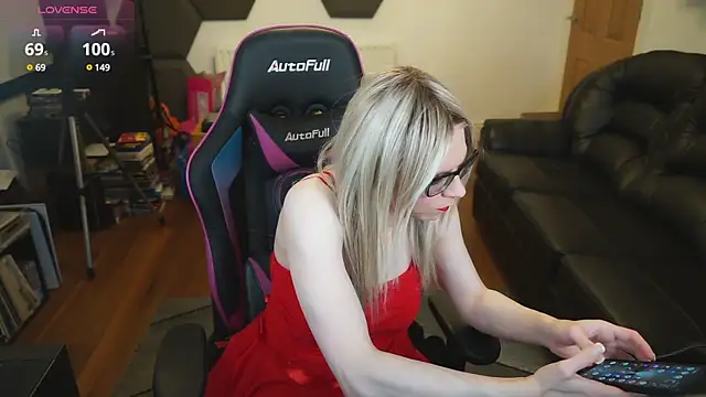 Snapshot of KelseyCobalt chatting on 2, 12, 2024 KelseyCobalt online show from 2, 12, 2024