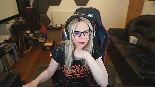 Snapshot of KelseyCobalt chatting on 13, 12, 2024 KelseyCobalt online show from 13, 12, 2024