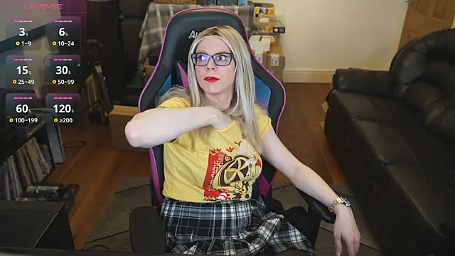 Snapshot of KelseyCobalt chatting on 18, 10, 2025 KelseyCobalt online show from 18, 10, 2025