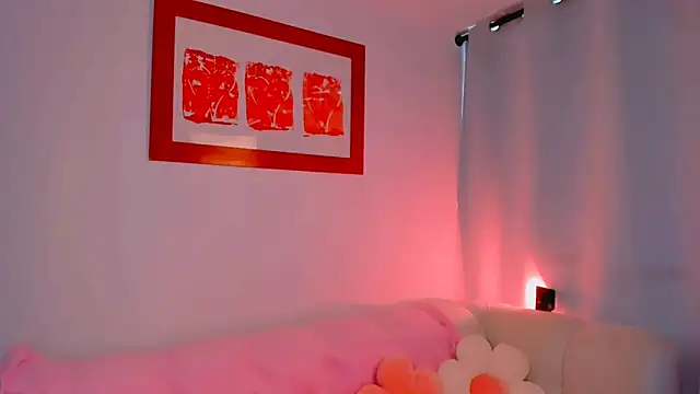 Snapshot of dulce_doll1 chatting on 14, 11, 2025 dulce doll1 online show from 14, 11, 2025