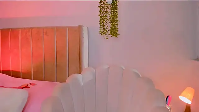 Snapshot of dulce_doll1 chatting on 7, 3, 2026 dulce doll1 online show from 7, 3, 2026