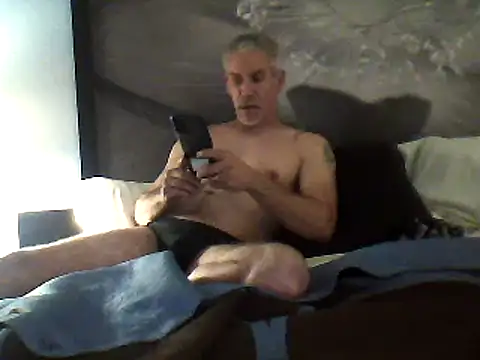 Snapshot of Biknight chatting on 17, 12, 2024 Biknight online show from 17, 12, 2024