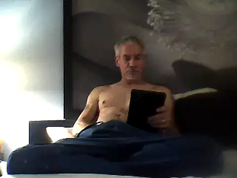 Snapshot of Biknight chatting on 17, 12, 2024 Biknight online show from 17, 12, 2024