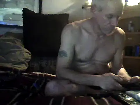 Snapshot of Biknight chatting on 13, 2, 2025 Biknight online show from 13, 2, 2025