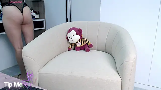 Hanako love online show from 28, 7, 2026