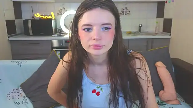 Naughty Alice online show from 31, 1, 2025