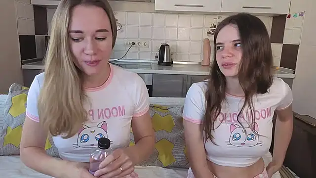 Naughty Alice online show from 21, 11, 2025