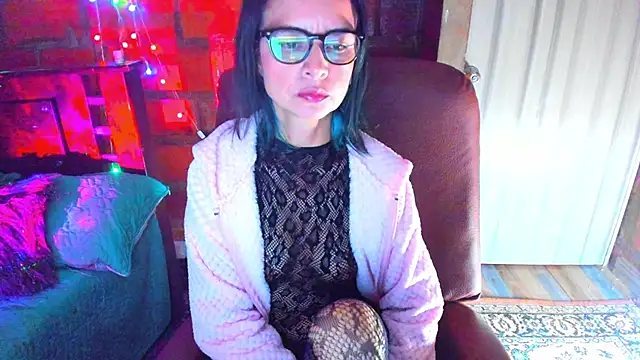 BrianaGarner online show from 25, 4, 2026