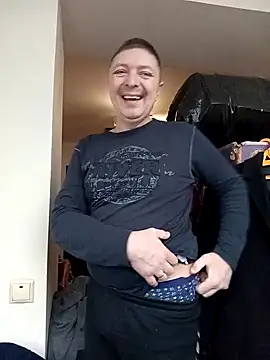 Snapshot of Pokaz2020 chatting on 18, 12, 2024 Pokaz2020 online show from 18, 12, 2024