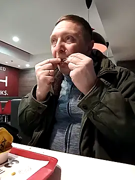 Snapshot of Pokaz2020 chatting on 20, 12, 2024 Pokaz2020 online show from 20, 12, 2024