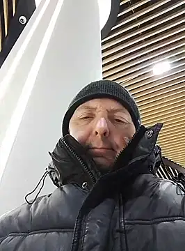 Snapshot of Pokaz2020 chatting on 12, 2, 2025 Pokaz2020 online show from 12, 2, 2025