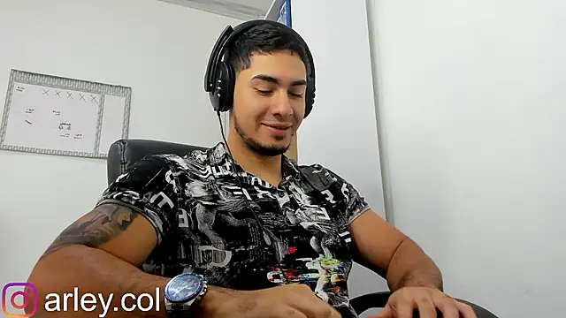 Dimitri Colleman online show from 6, 12, 2024