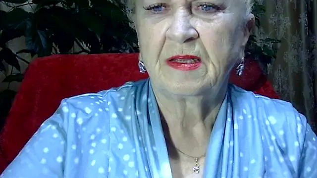 Snapshot of Emma52610 chatting on 7, 11, 2025 Emma52610 online show from 7, 11, 2025