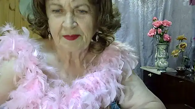 Emma52610 online show from 11, 6, 2026