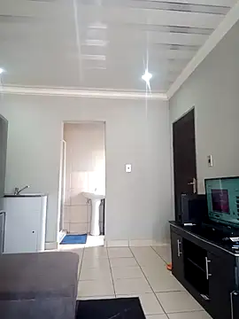 Snapshot of SQUITBOOTY chatting on 11, 2, 2025 SQUITBOOTY online show from 11, 2, 2025