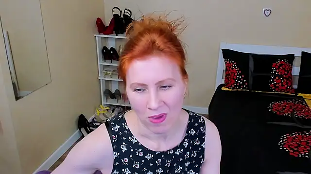 FoxySophia online show from 25, 4, 2026