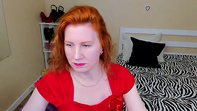 FoxySophia online show from 28, 4, 2026