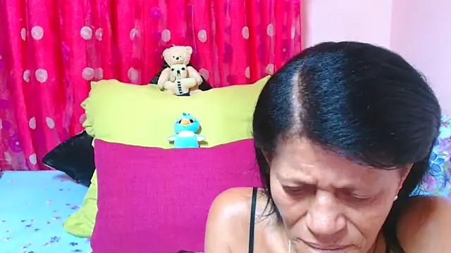 SLUTTYROXY online show from 25, 2, 2026