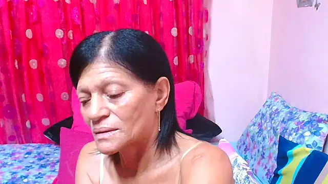 SLUTTYROXY online show from 27, 4, 2026