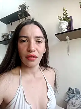 loveuu-bae online show from 14, 1, 2025