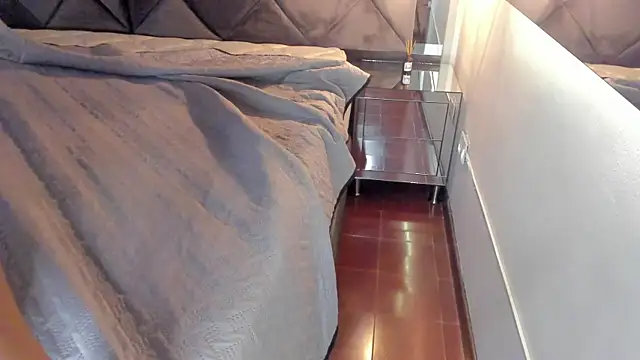 Snapshot of moonsweet1 chatting on 29, 10, 2025 moonsweet1 online show from 29, 10, 2025