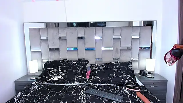 Cammiila online show from 11, 9, 2025