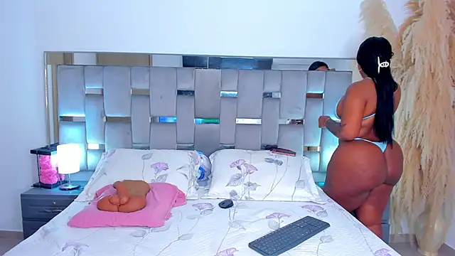 Cammiila online show from 28, 4, 2026