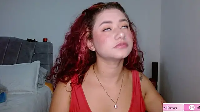 Snapshot of abril_love2 chatting on 23, 2, 2025 abril love2 online show from 23, 2, 2025